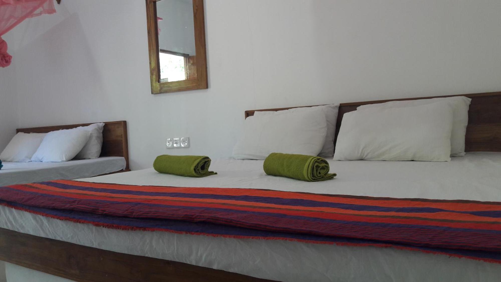 לינה וארוחת בוקר Share Safari House אודוואלאווה מראה חיצוני תמונה
