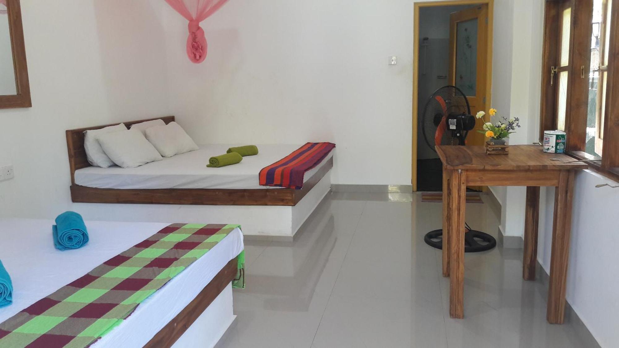 לינה וארוחת בוקר Share Safari House אודוואלאווה מראה חיצוני תמונה